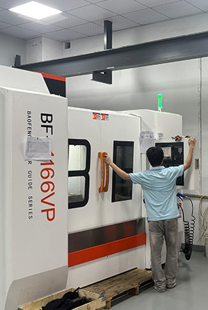 东莞市润联 模具制造